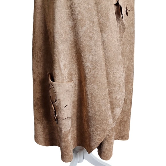 Brown Faux Suede Open Front Drape Vest Sz L Floral Boho Western Cowgirl Festival - Picture 4 of 15